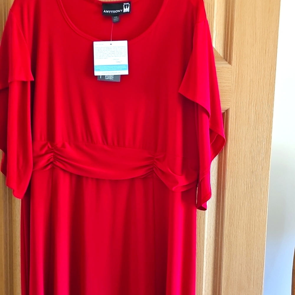 Anthony size Petite 2x Red Evening dress